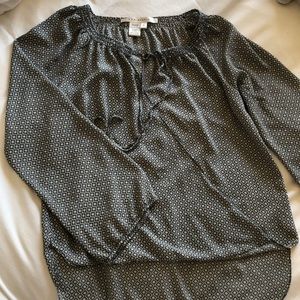 Gorgeous long sleeve blouse ❤️